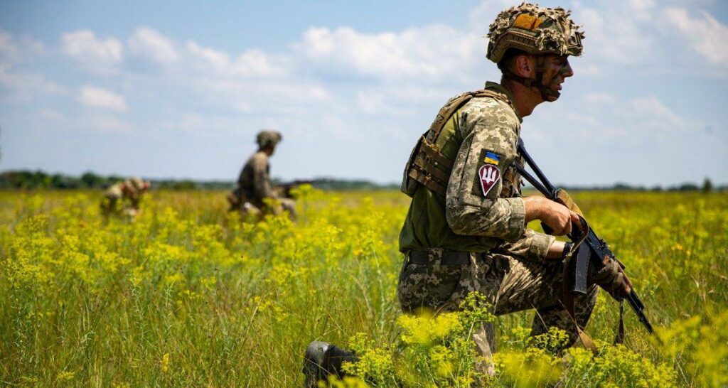 Ukraine Faces Twin Challenges of Fighting Russia and Shifting Political Sands in the US