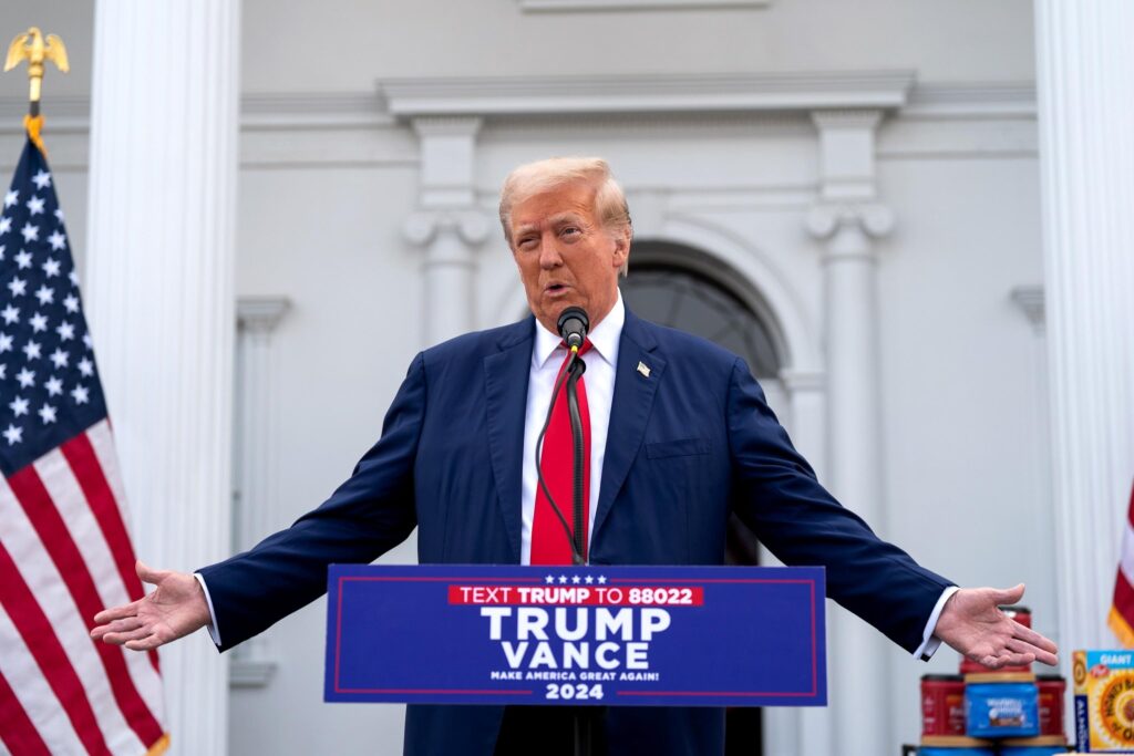 Trump continues critiques of Walz’s military record with letter by 50 GOP veterans