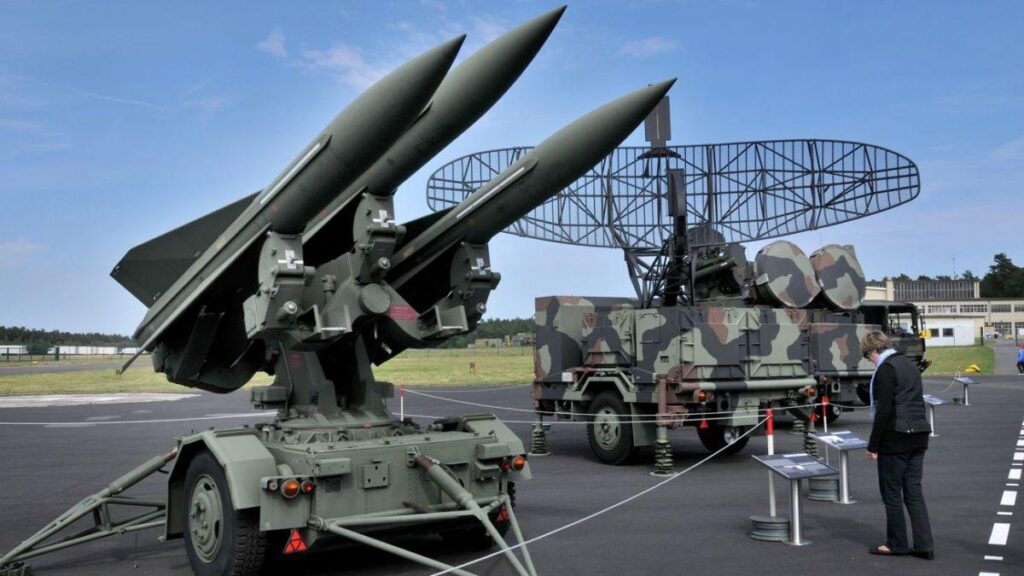 Spain Gives Ukraine Drone, Aircraft-Destroying Hawk Missiles