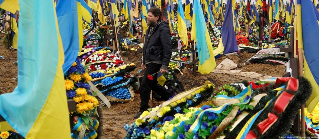 Dutch say tight defense market leaves €750M of Ukraine aid unspent