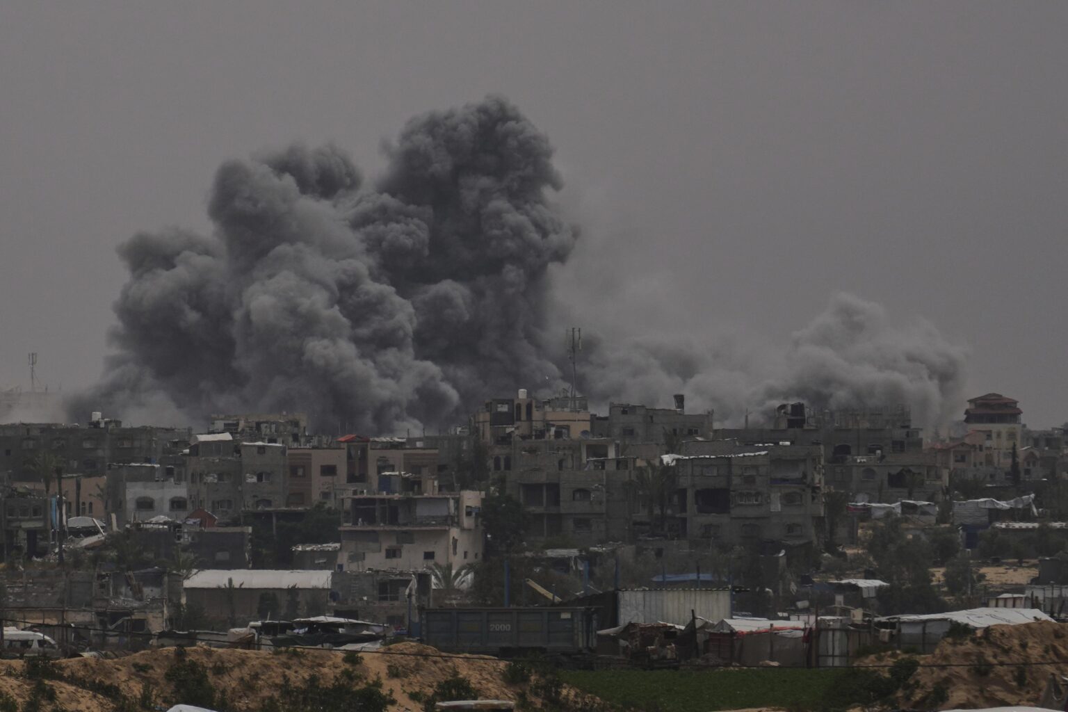 Houthi Rebels Say Alleged US Airstrike that Hit Yemen Prison Holding African Migrants Kills 68