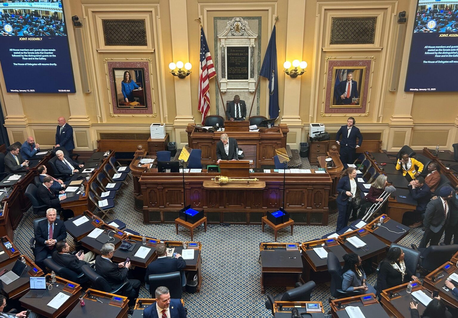 House chairman asks Attorney General to investigate former VA leaders