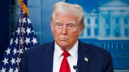 Trump Marvels at Wealth of His Arab Hosts While He Eyes White House and Air Force One Upgrades