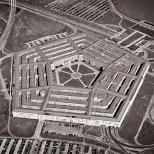 Pentagon lost contact with Army helo that caused DC jet diversions